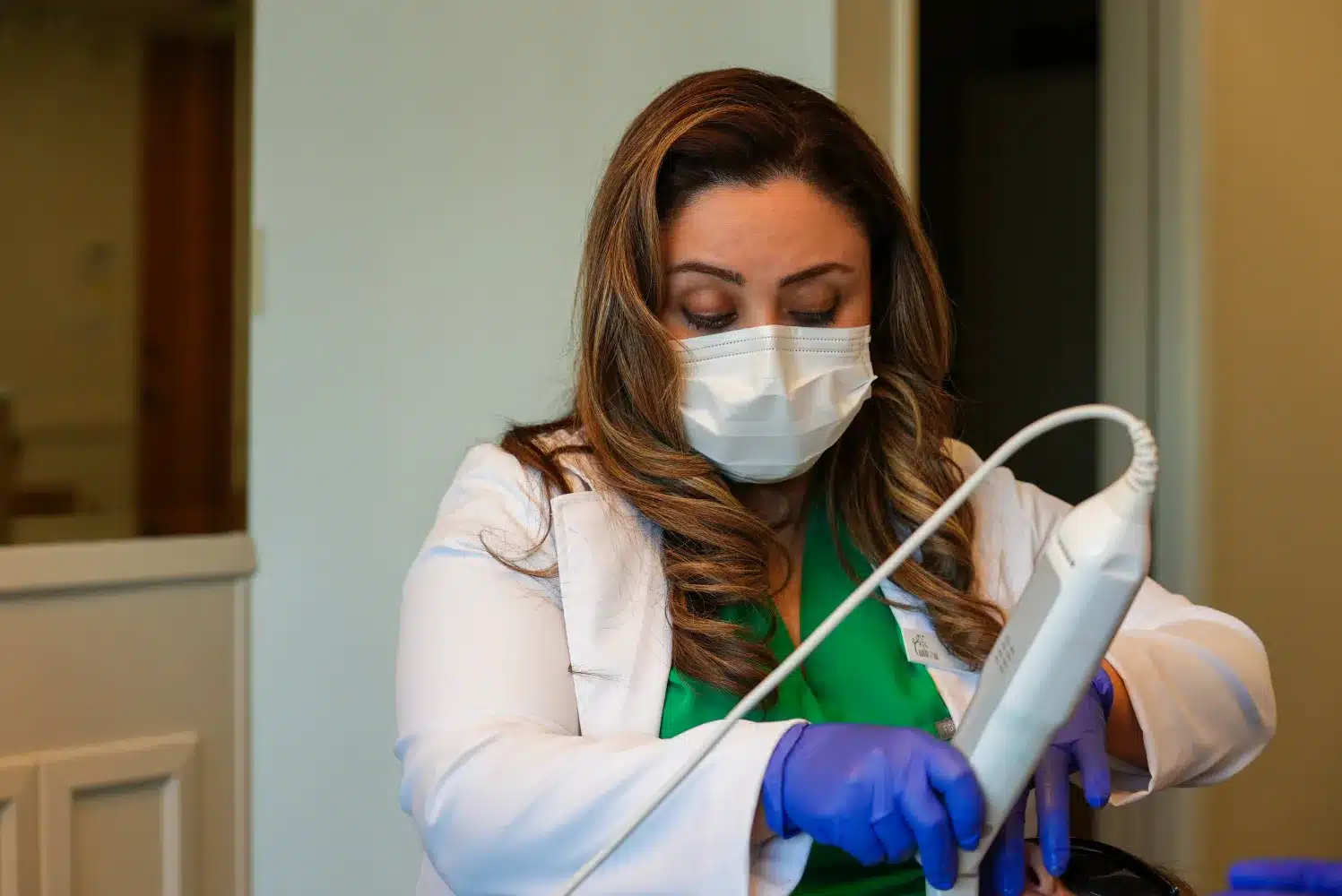 Dr. Nejad